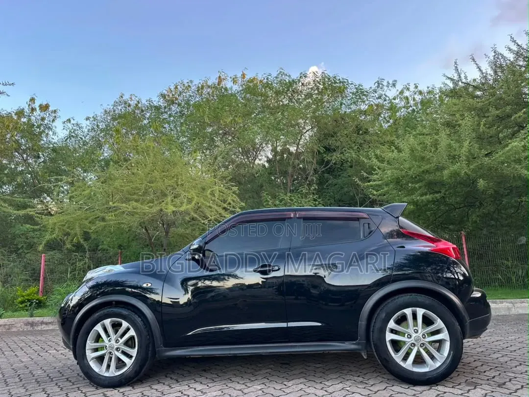 Nissan Juke 2012 Black