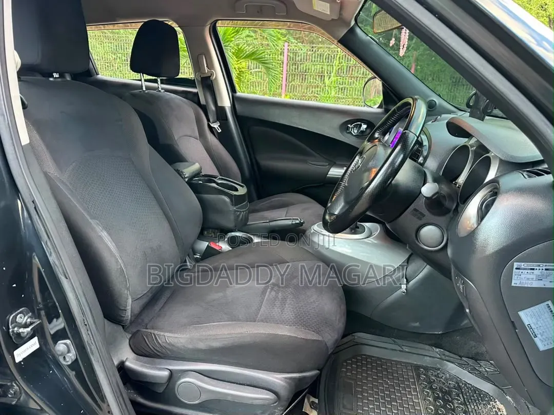 Nissan Juke 2012 Black