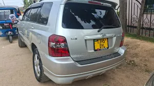 Toyota Kluger 2005 Silver