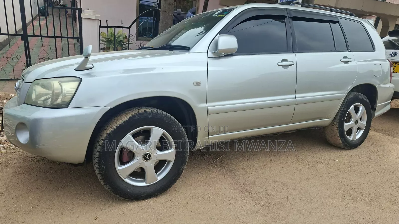Toyota Kluger 2005 Silver
