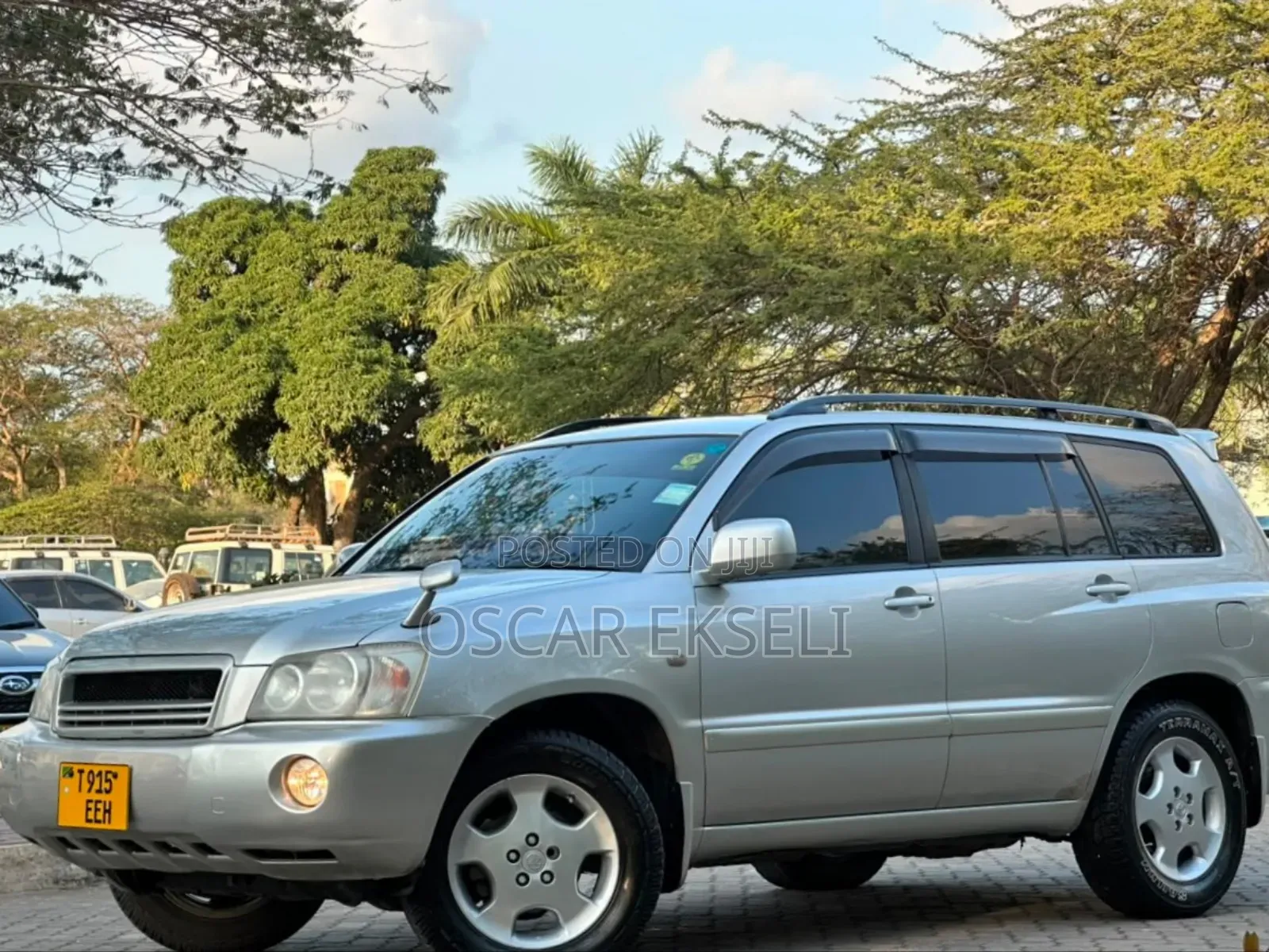 Toyota Kluger 2002 Silver