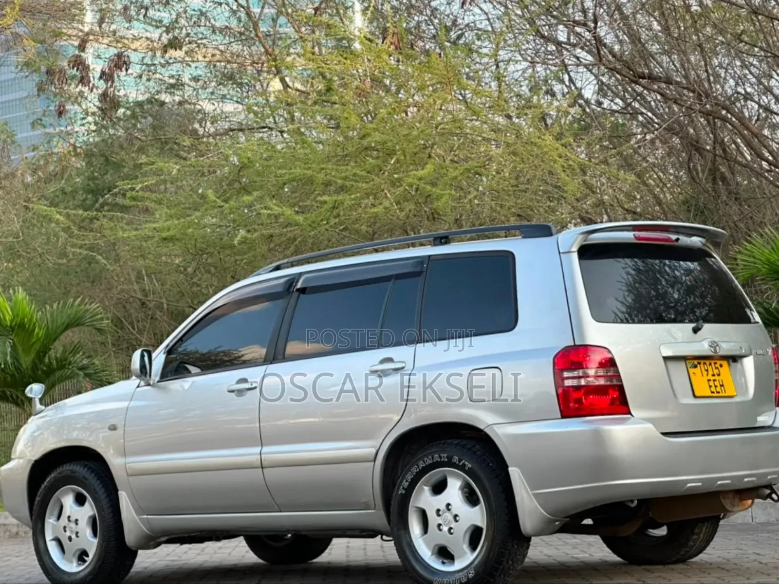 Toyota Kluger 2002 Silver