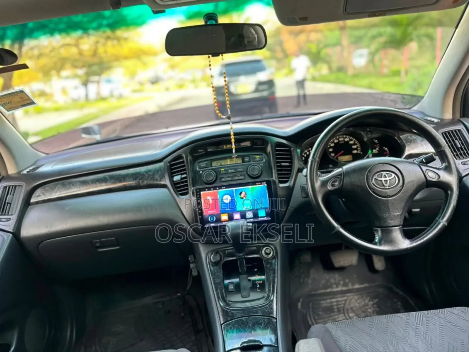Toyota Kluger 2002 Silver