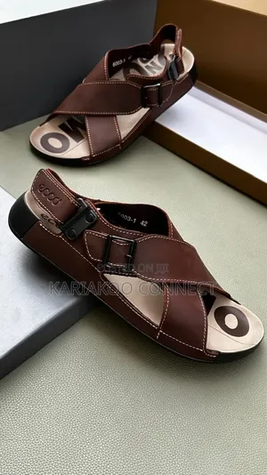 Trek Brown Sendols