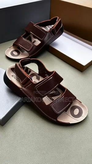New Ecco Brown Sandals