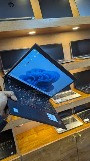 New Laptop Lenovo ThinkPad X390 8GB Intel Core i5 SSD 256GB