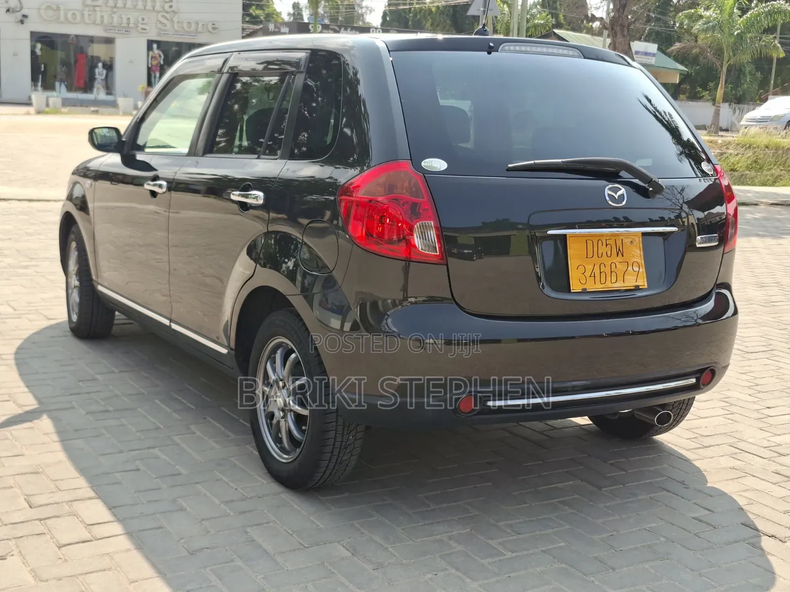 Mazda Verisa 2011 Black