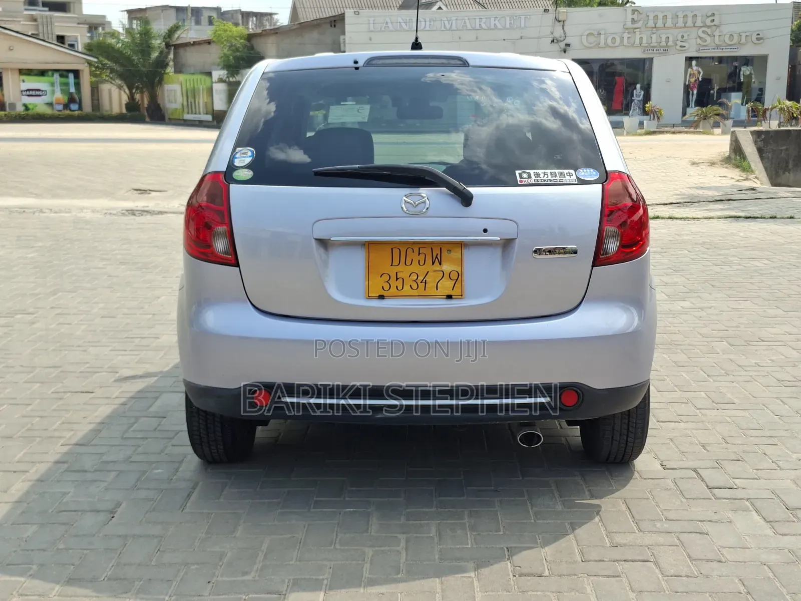 Mazda Verisa 2011 Silver