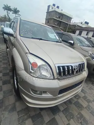 Toyota Land Cruiser Prado 2008 Gold