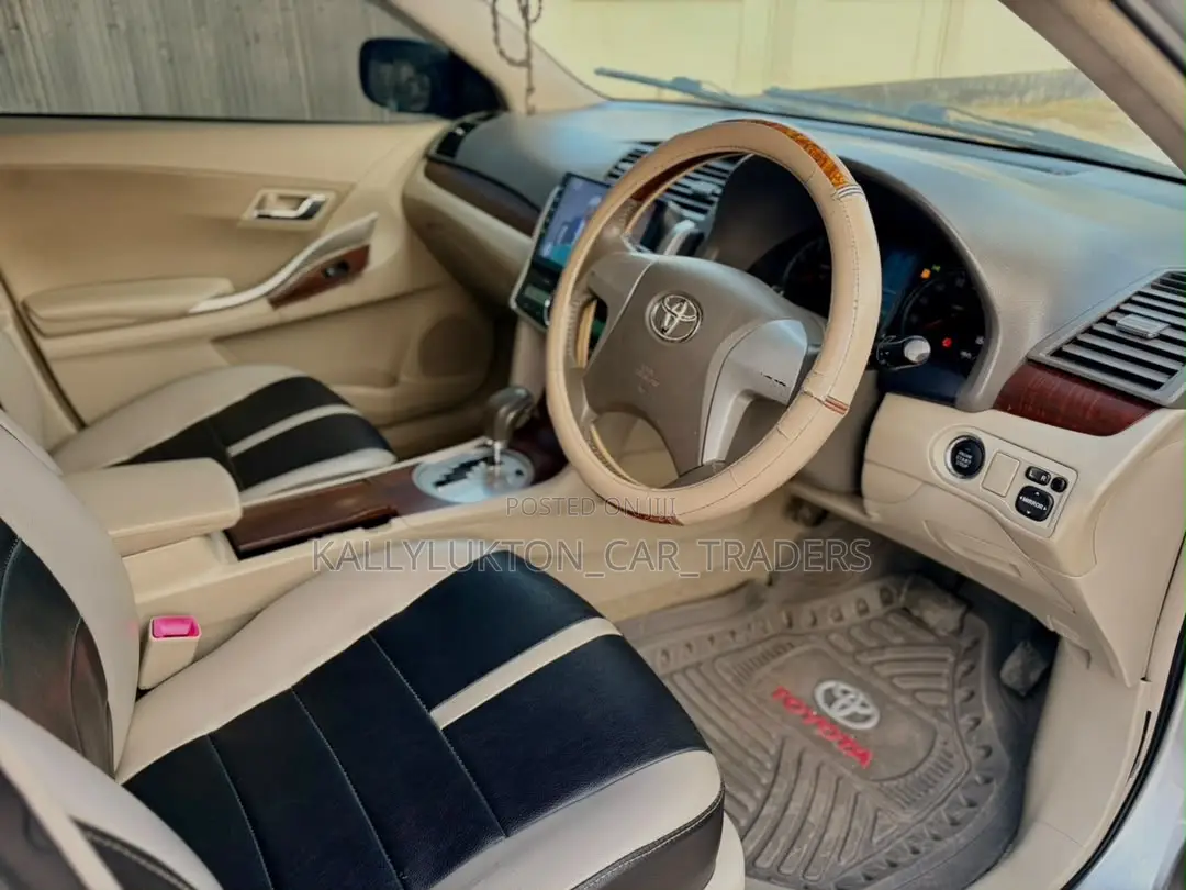 Toyota Premio 2008 Silver