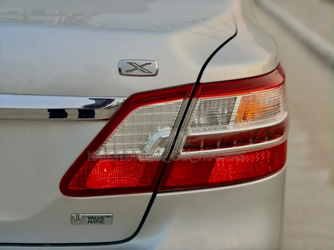 Toyota Premio 2008 Silver