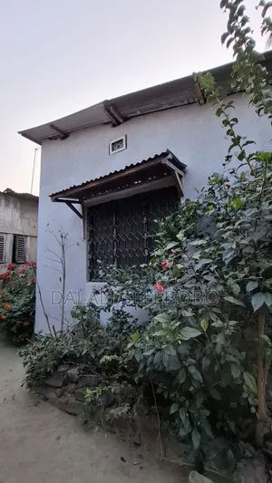 2bdrm Bungalow in Sinza Legho for rent