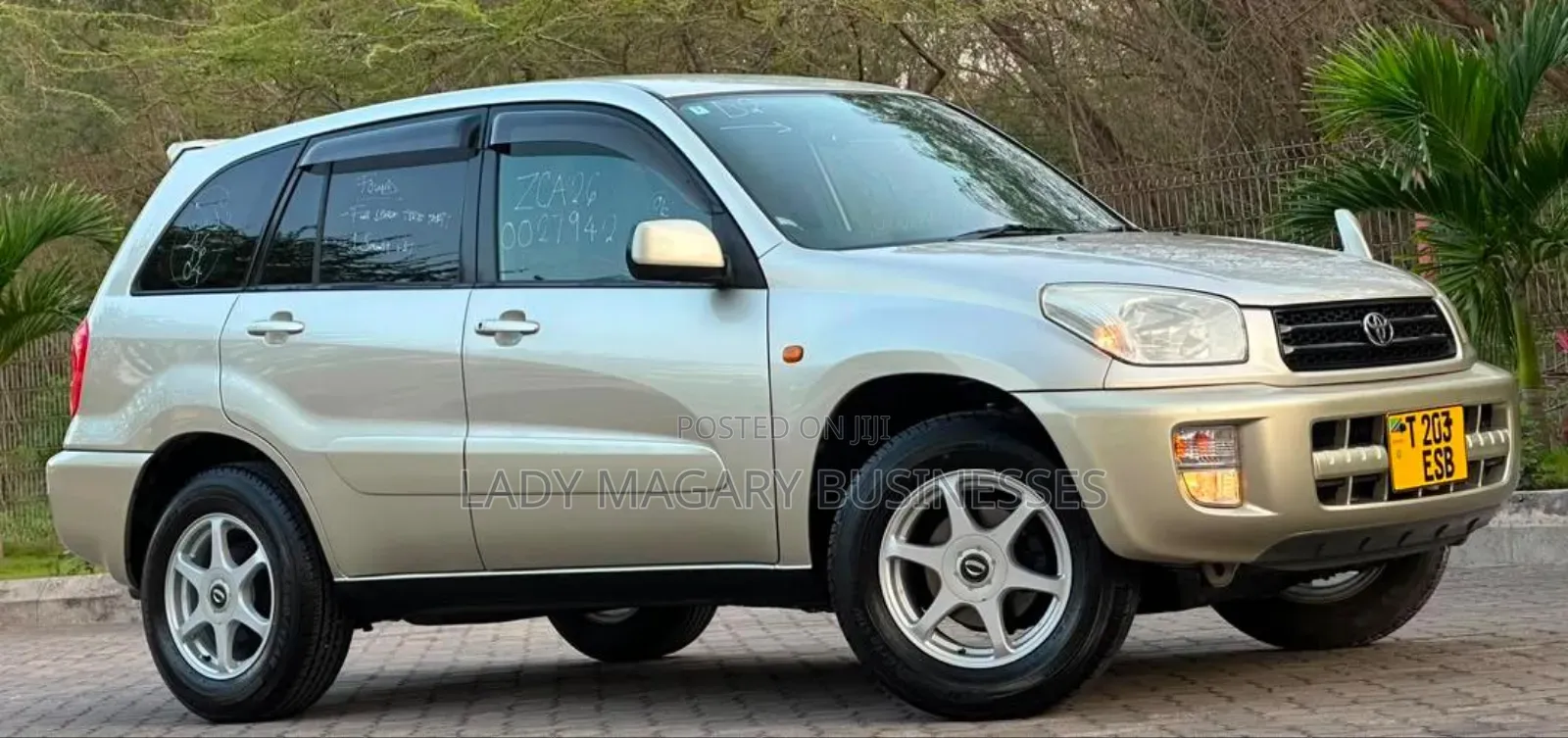 Toyota RAV4 Automatic 2003 Silver