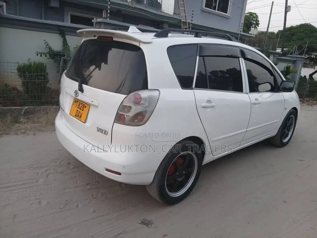 Toyota Wish 2006 White