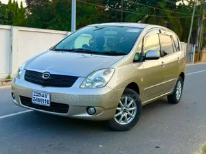 Toyota Corolla Spacio 2002 Silver