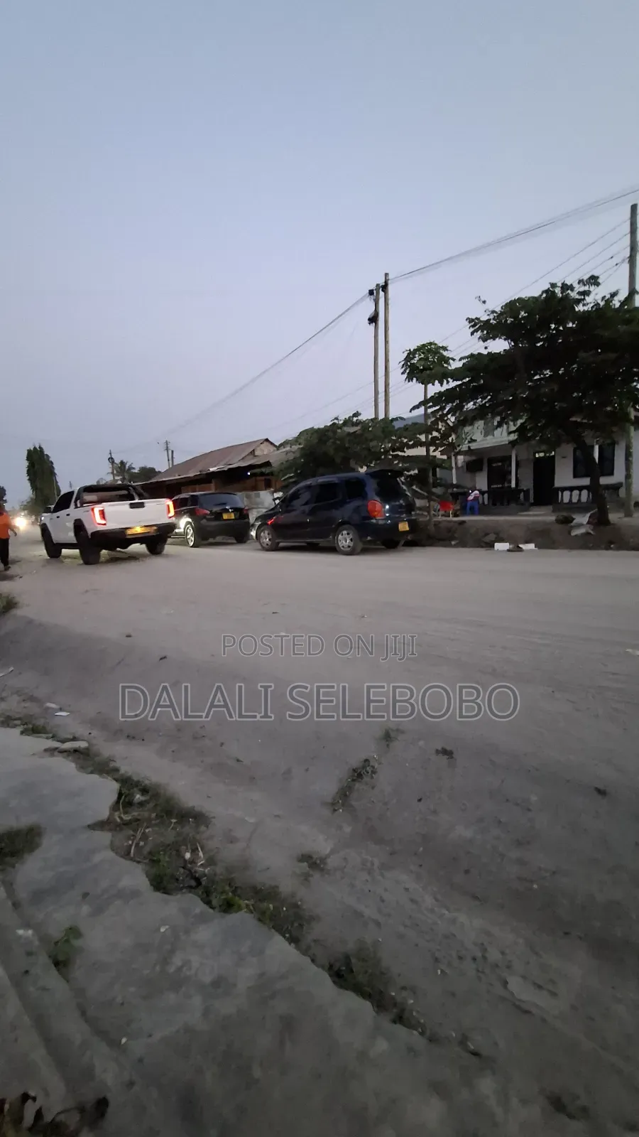 5bdrm Bungalow in Sinza Legho for sale