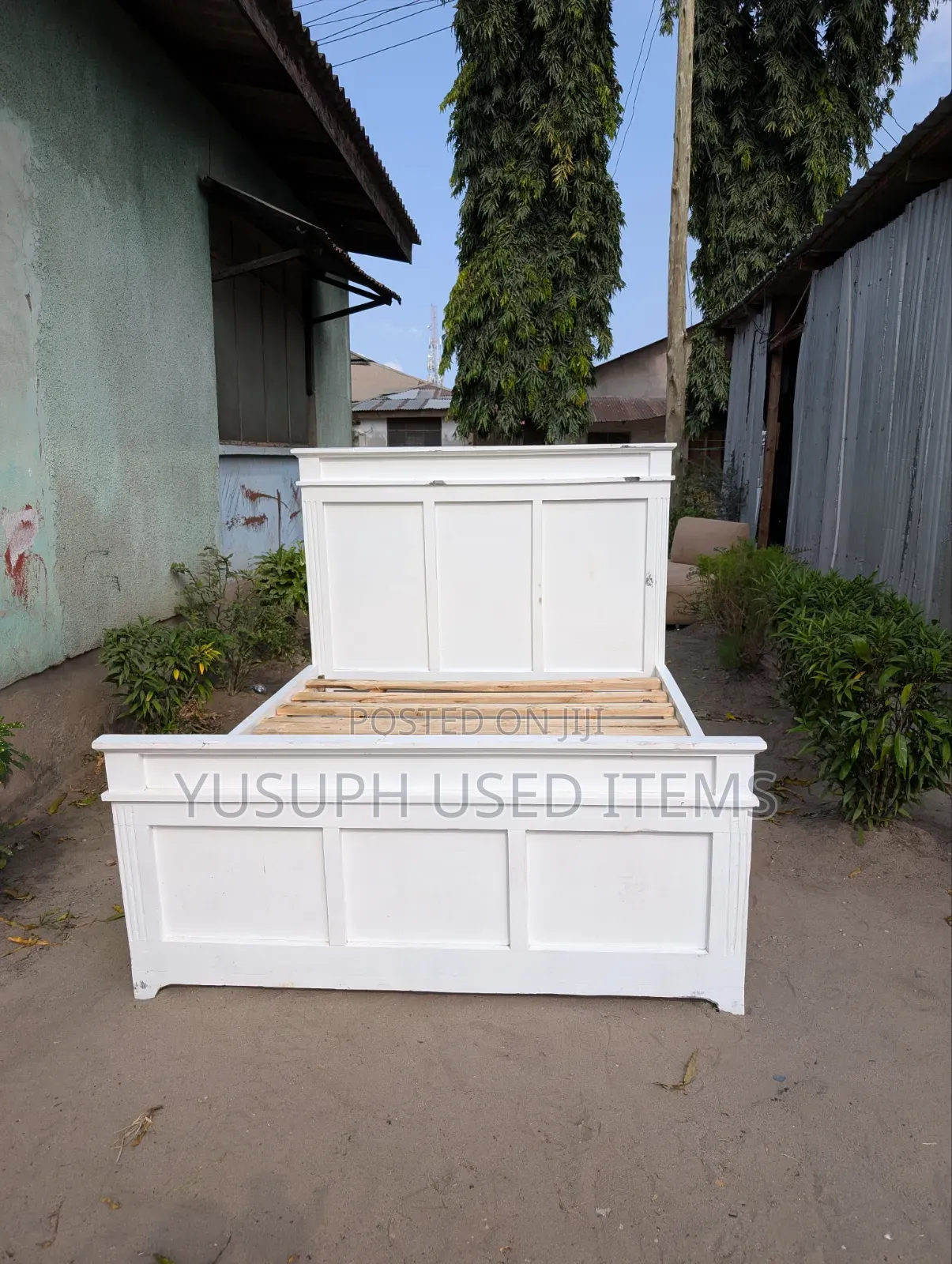 White Kitanda Cha Mbai