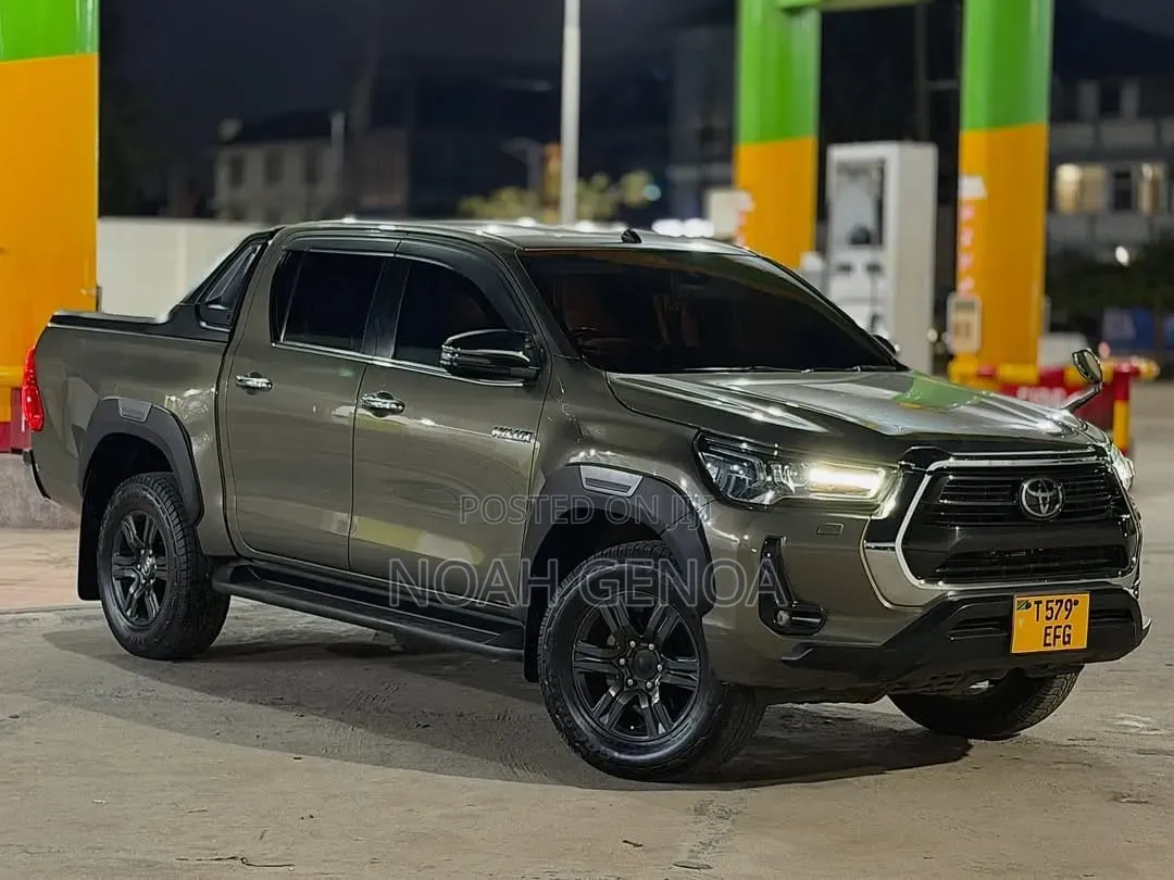 Toyota Hilux 2021 Teal