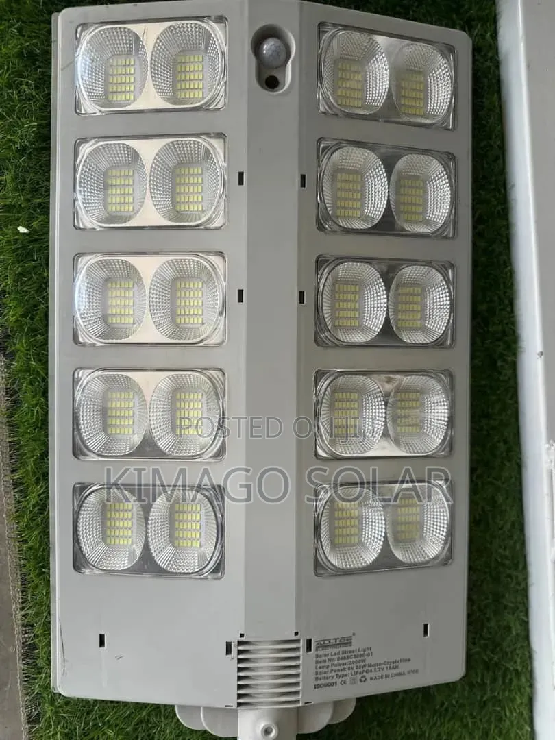 3000W High Pole Outdoor Solar Light Perfect for 8-10m Height