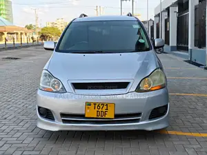 Toyota Ipsum 2006 Silver