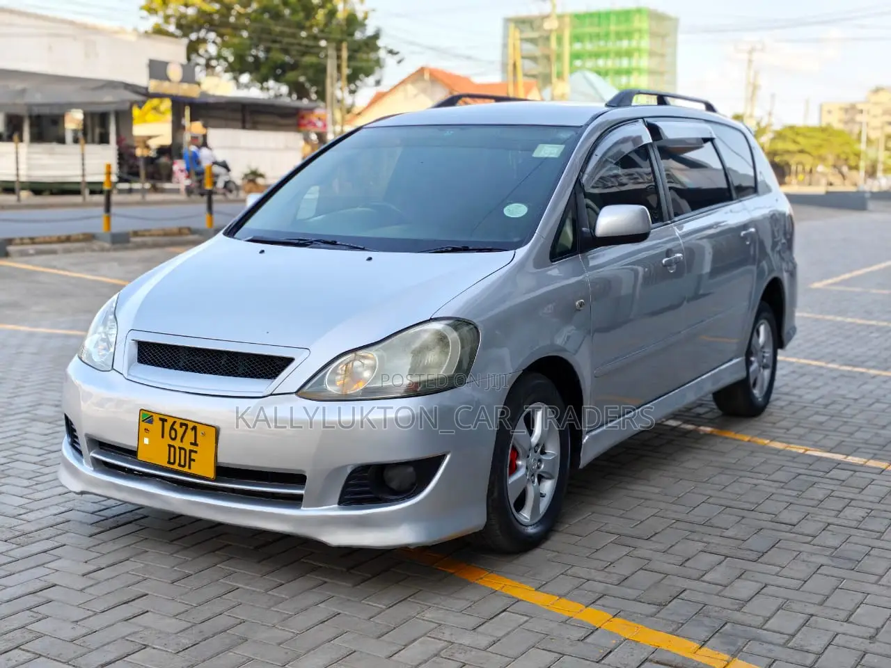 Toyota Ipsum 2006 Silver