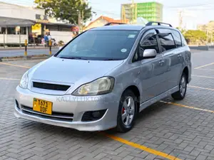 Toyota Ipsum 2006 Silver
