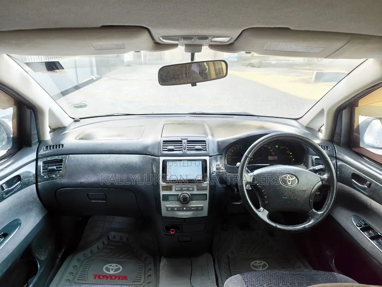 Toyota Ipsum 2006 Silver