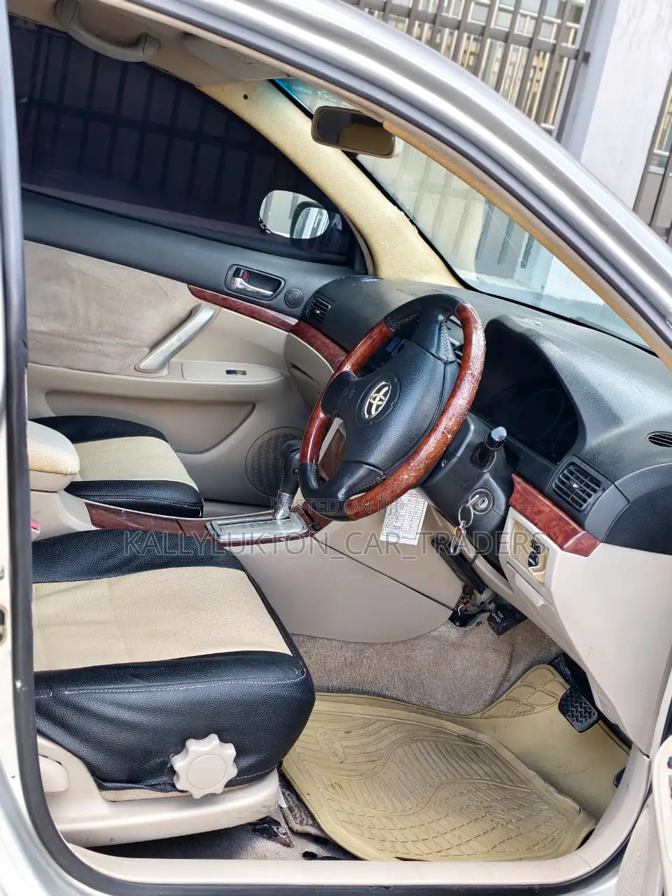 Toyota Premio 2005 Silver