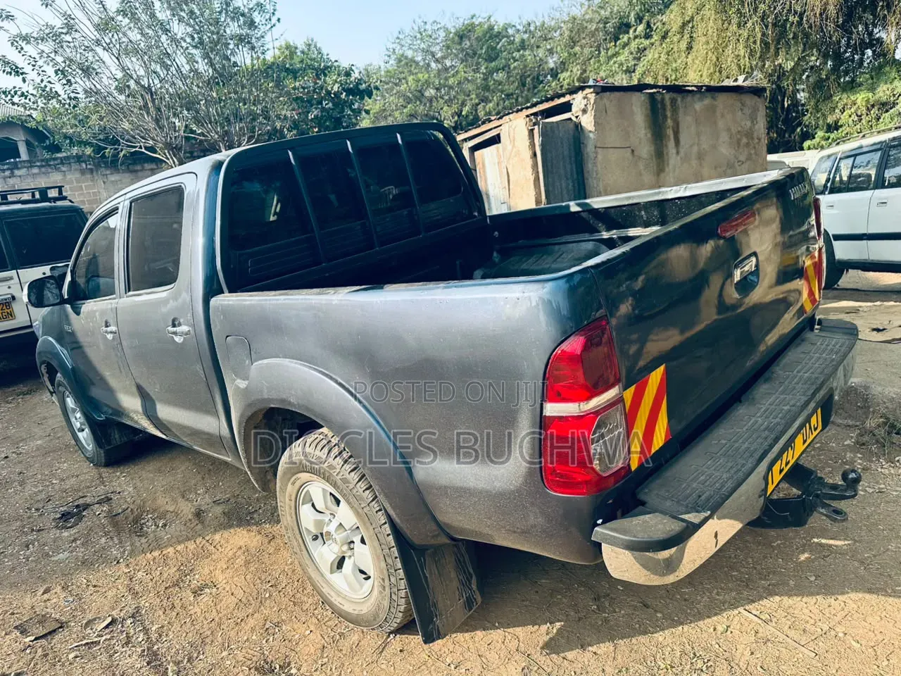 Toyota Hilux 2015 Gray