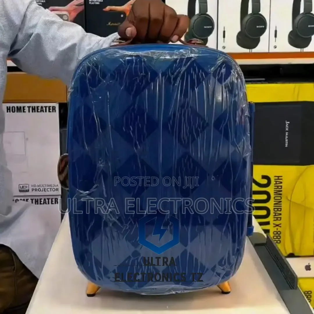 AC/ Dc Portable High Quality BOMA Car Refrigerator With 9 Litres