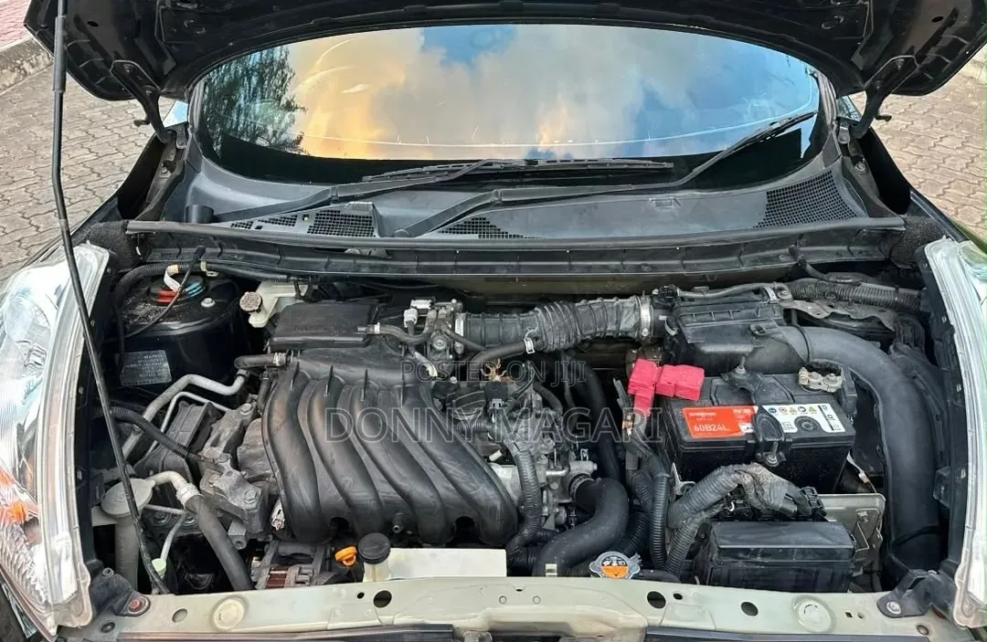 Nissan Juke 2012 Black