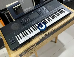 ORIGINAL YAMAHA Digital Keyboard PSR Sx900 920 With 1337 Voices