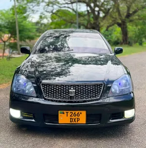 Toyota Crown 2006 Black