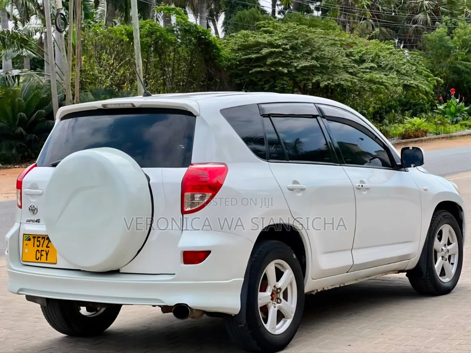 Toyota RAV4 2006 White