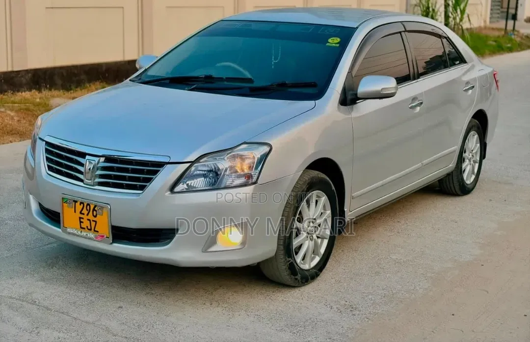 Toyota Premio 2010 Silver