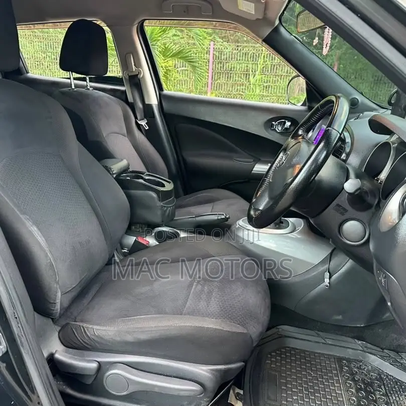 Nissan Juke 2012 Matt Black