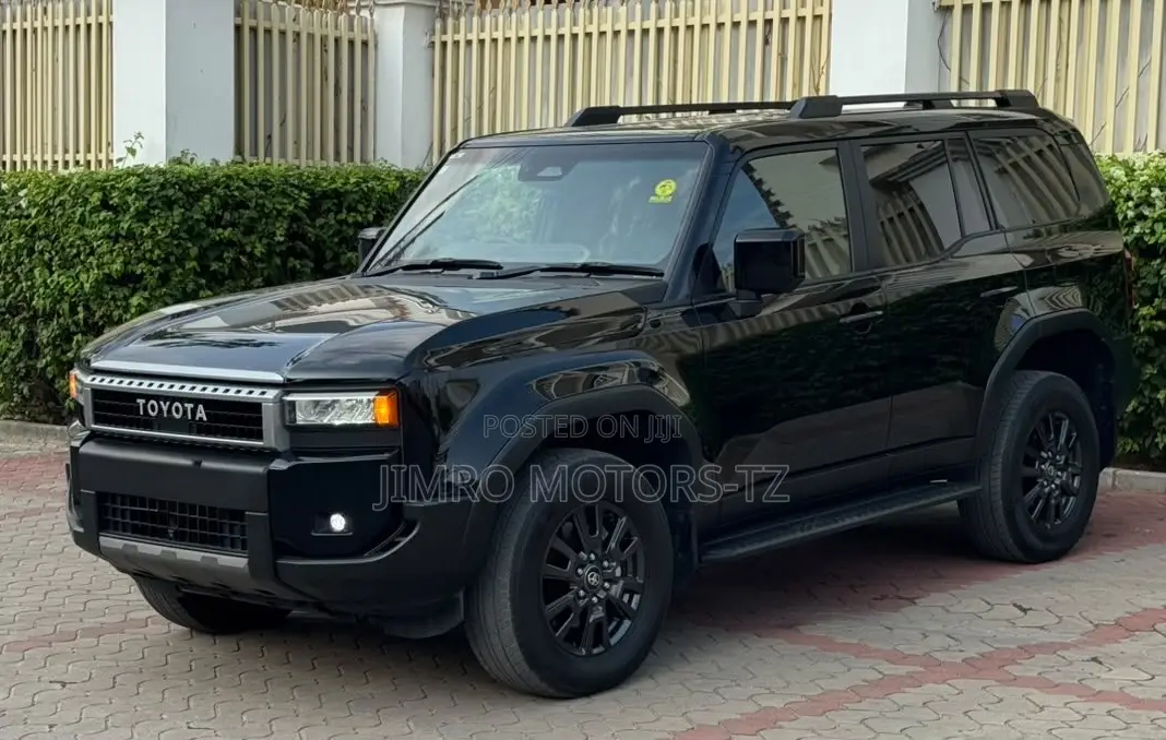 Toyota Land Cruiser Prado 2024 Black