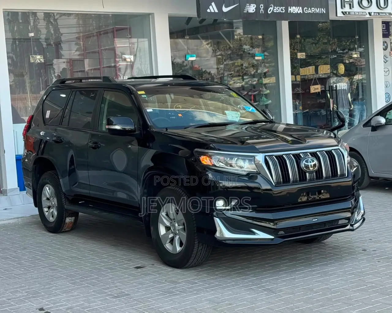 Toyota Land Cruiser Prado 2018 Black