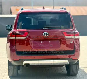 Toyota Land Cruiser Prado 2025 Maroon
