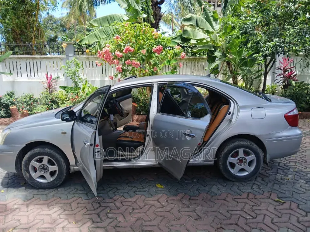 Toyota Premio 2004 Silver