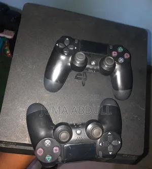 Ps4 Game Slim With Two Pad and 7 Game Inside Urithi Uwo Njoo Zako