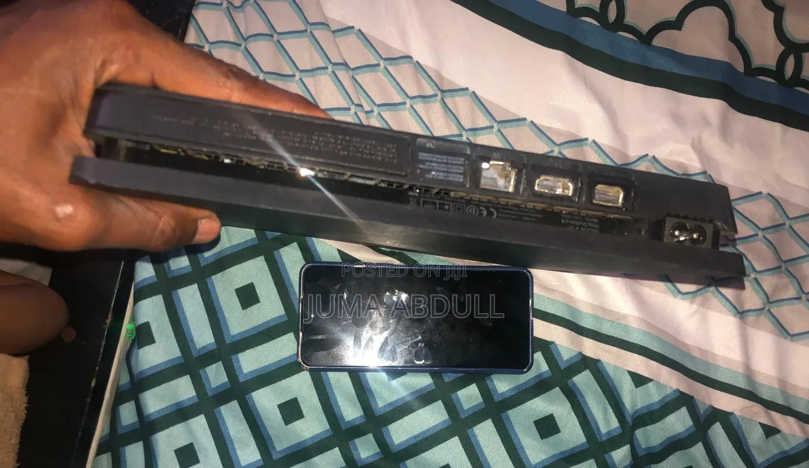 Ps4 Game Slim With Two Pad and 7 Game Inside Urithi Uwo Njoo Zako