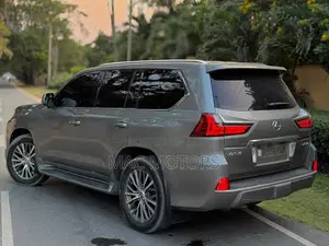 Lexus LX 570 AWD 2019 Gray