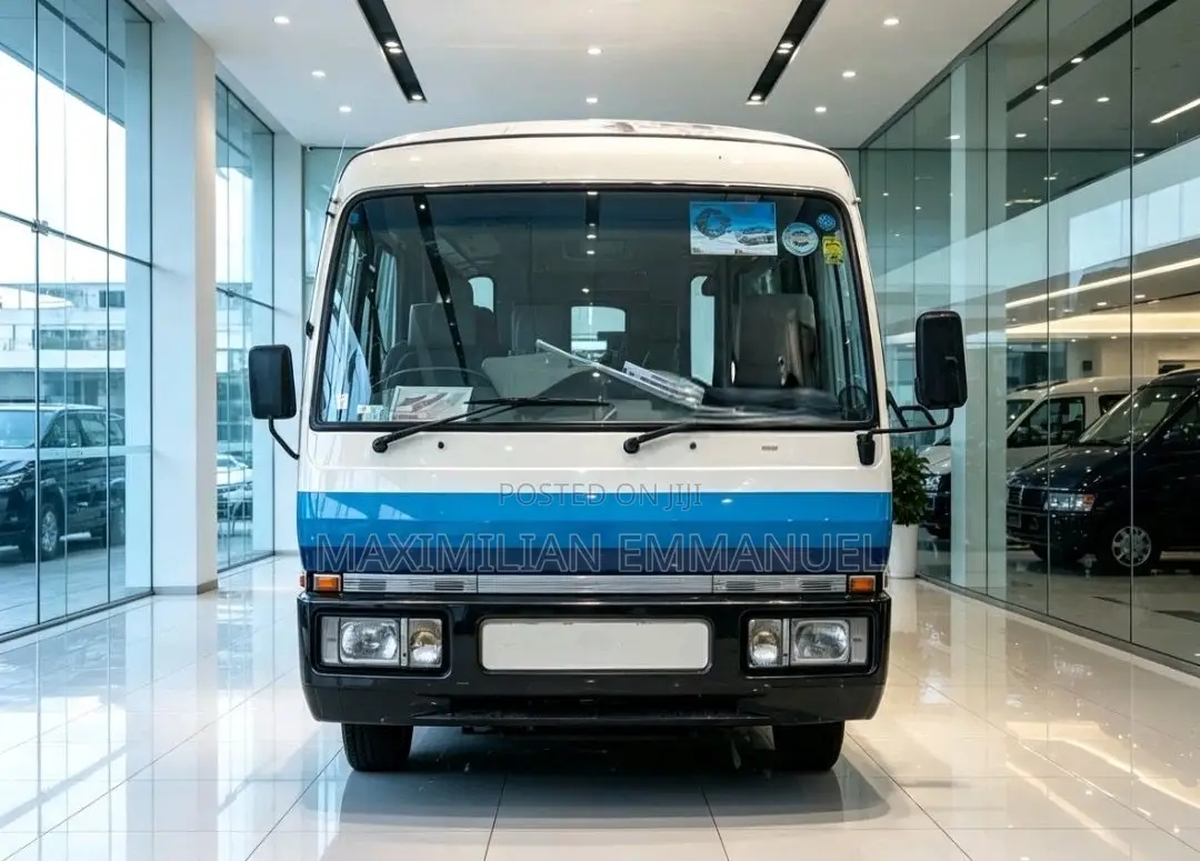 Toyota Coaster 2004 Blue