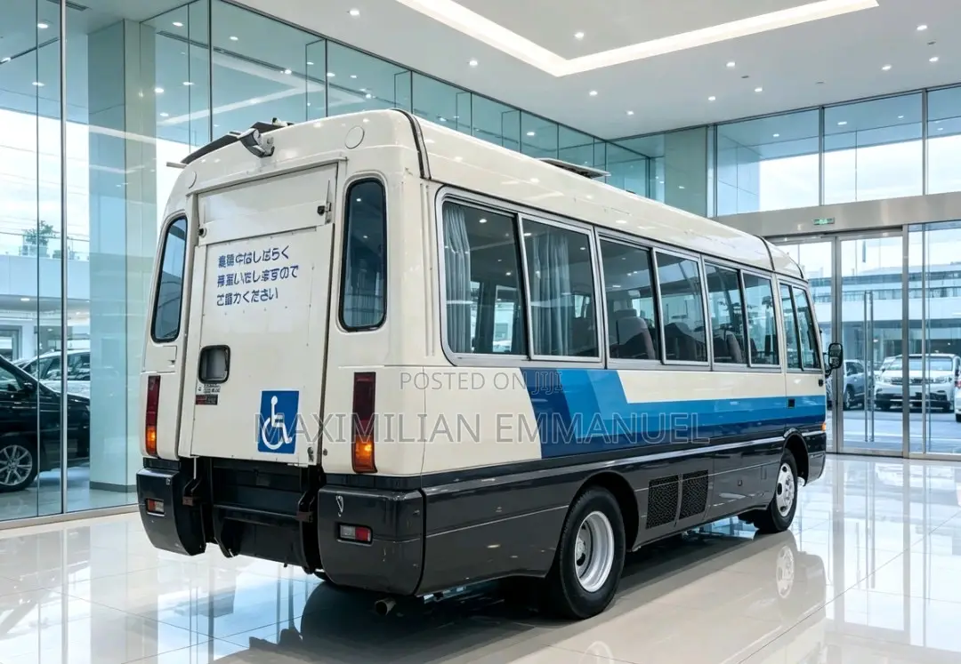 Toyota Coaster 2004 Blue
