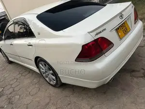 Toyota Crown 2007 White