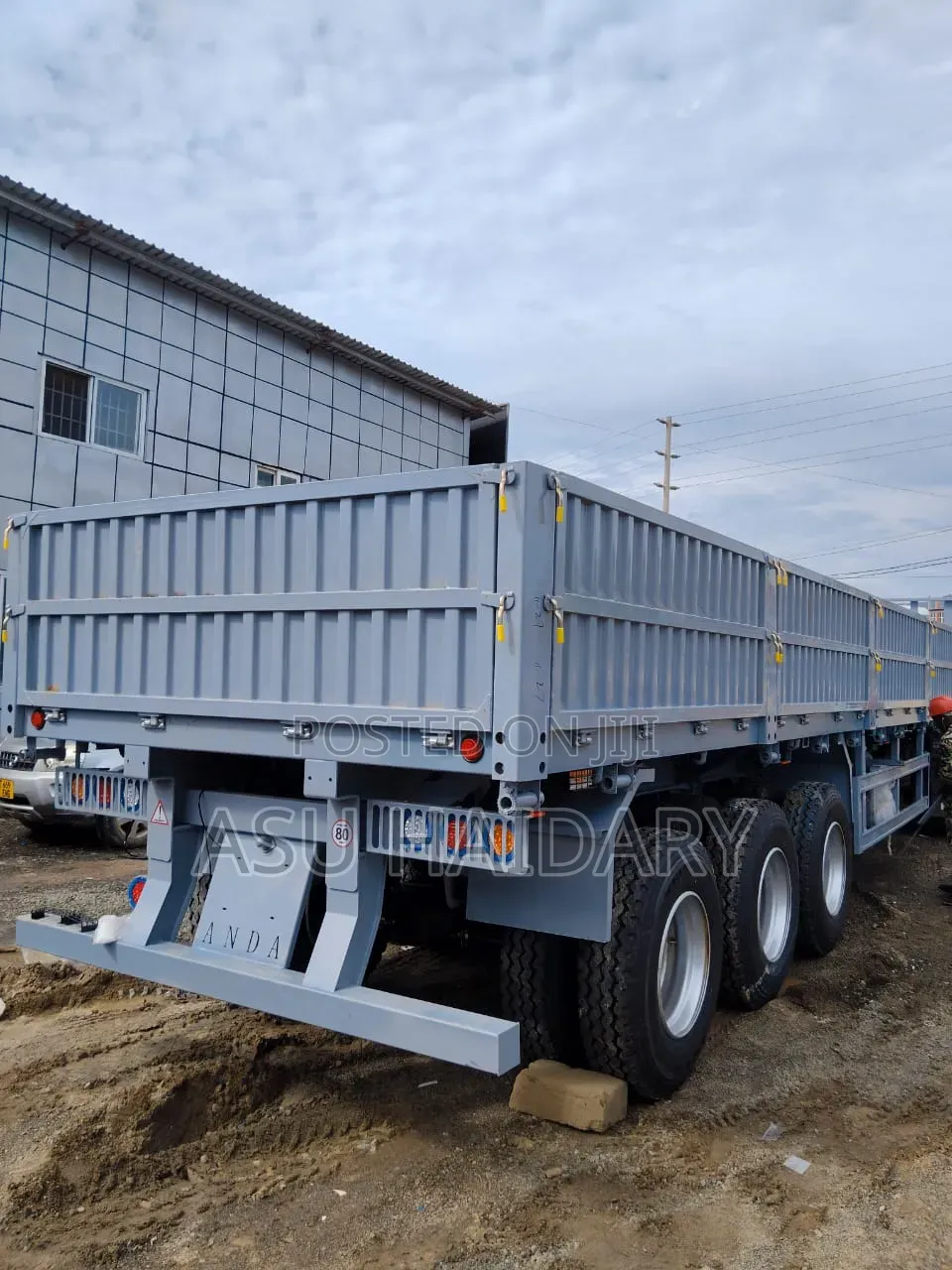 Flatbed and Sidedoor Trailer