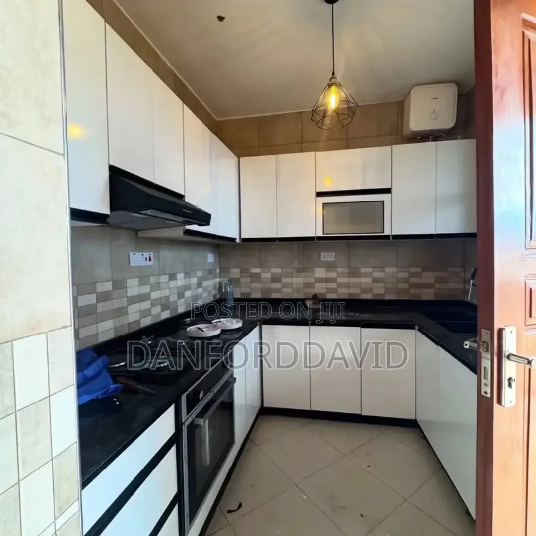 5bdrm House in Kahwa Real Estate, Sinza for rent
