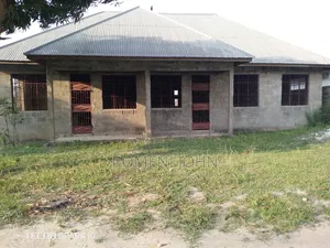 6bdrm Apartment in Tanzania Daresalaam., Ilala for sale