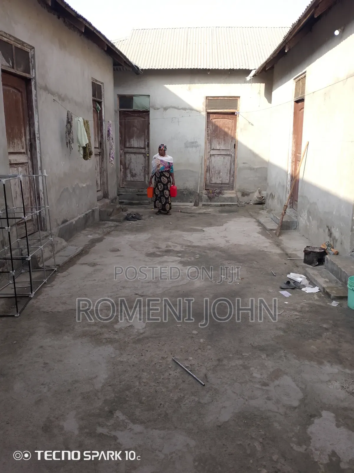 10bdrm Apartment in Tanzania Daresalaam., Ilala for sale